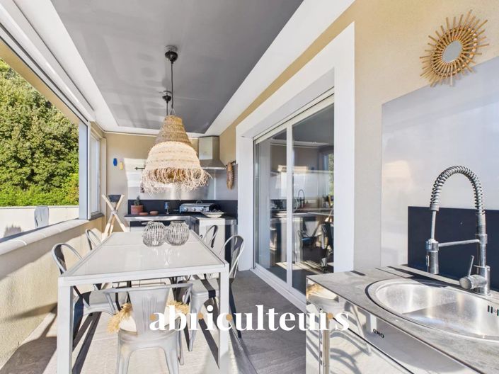 Image No.15-3 Bed House for sale