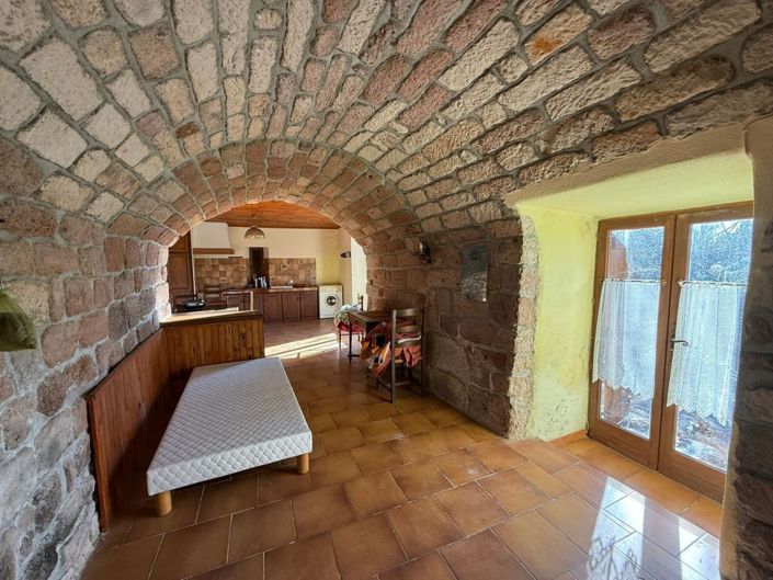 Image No.22-1 Bed House for sale