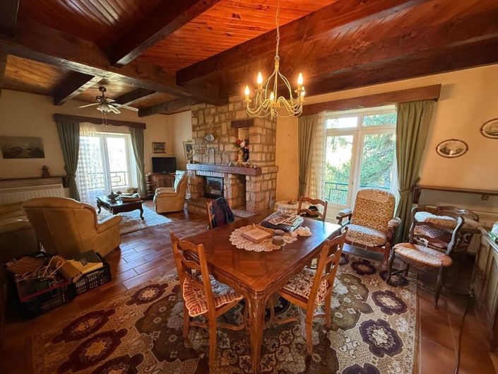 Image No.6-1 Bed House for sale