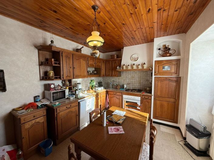 Image No.8-1 Bed House for sale