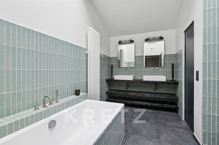 Image No.12-5 Bed Apartment for sale