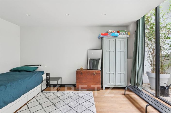 Image No.15-5 Bed Apartment for sale