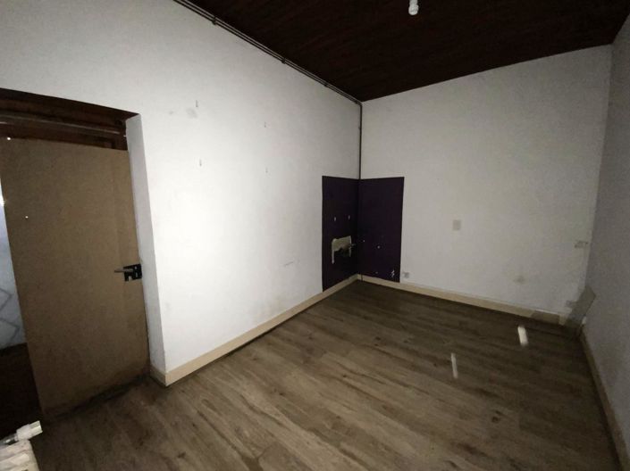 Image No.7-3 Bed House for sale