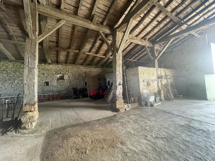 Image No.15-5 Bed House for sale