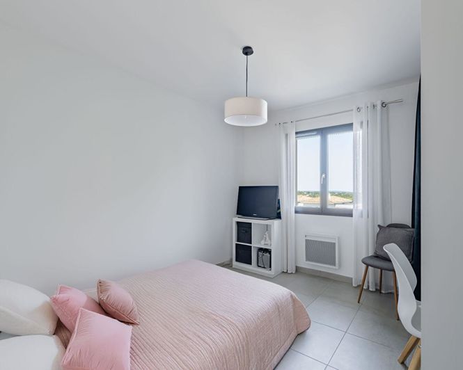 Image No.14-4 Bed Property for sale