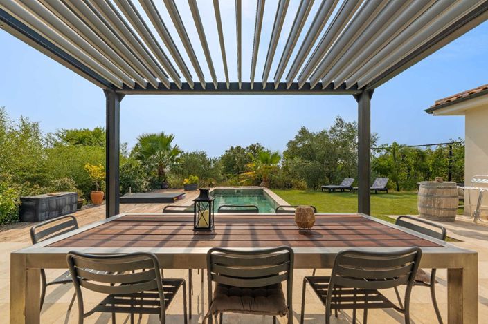 Image No.5-4 Bed Property for sale