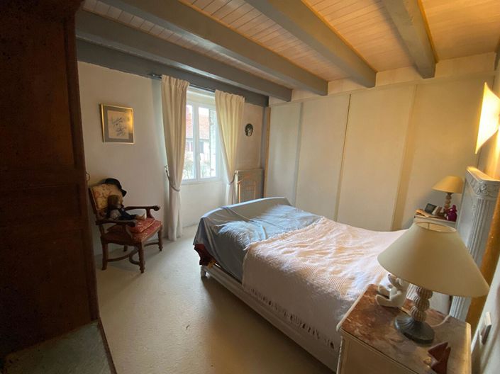 Image No.4-5 Bed House for sale