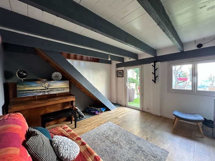 Image No.12-4 Bed House for sale