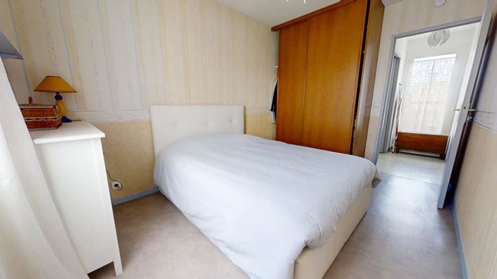 Image No.11-2 Bed Apartment for sale