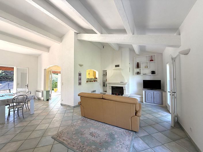 Image No.3-4 Bed House for sale