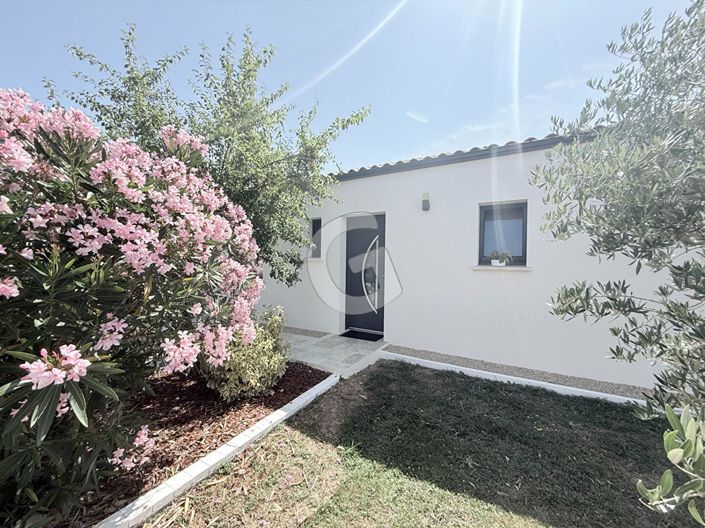 Image No.13-3 Bed House for sale