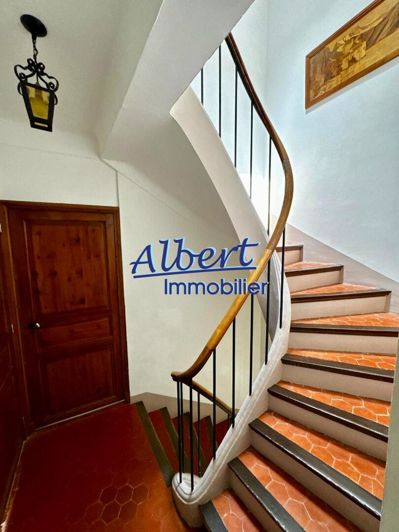 Image No.11-4 Bed House for sale