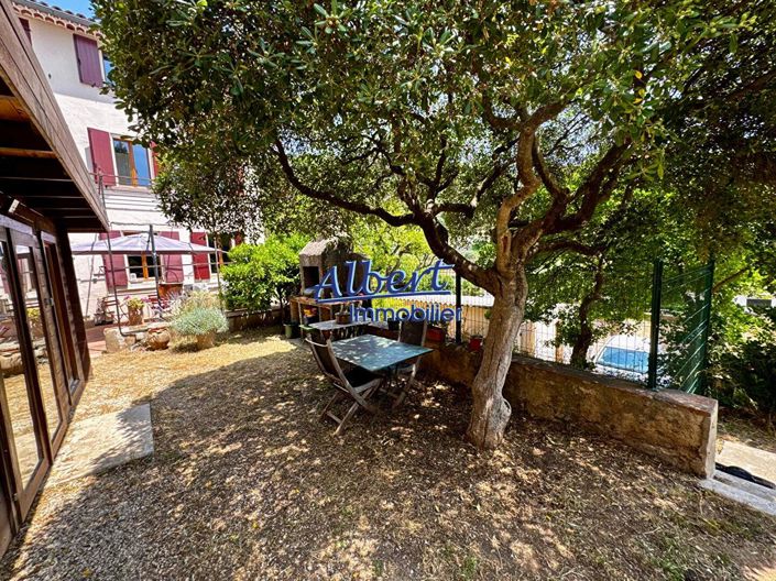 Image No.5-4 Bed House for sale