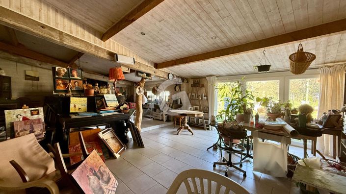 Image No.12-4 Bed House for sale