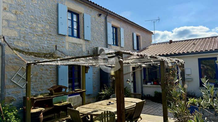 Image No.3-4 Bed House for sale