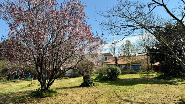 Image No.7-4 Bed House for sale