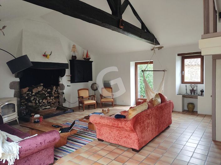 Image No.2-3 Bed House for sale