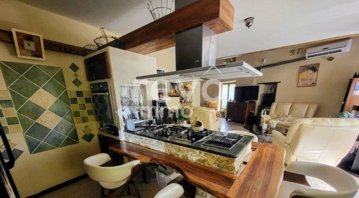 Image No.7-4 Bed House for sale