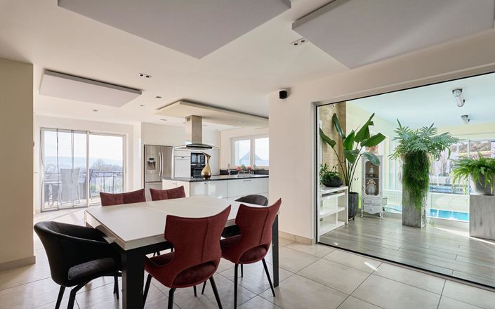 Image No.7-4 Bed House for sale