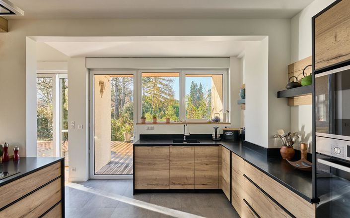 Image No.10-4 Bed House for sale