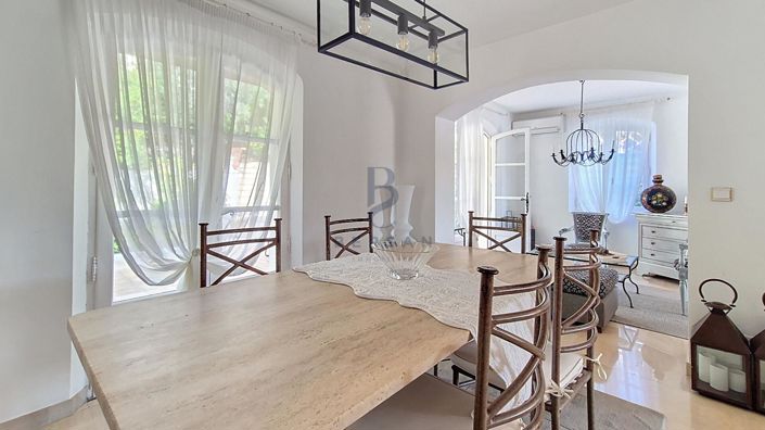 Image No.13-4 Bed House for sale