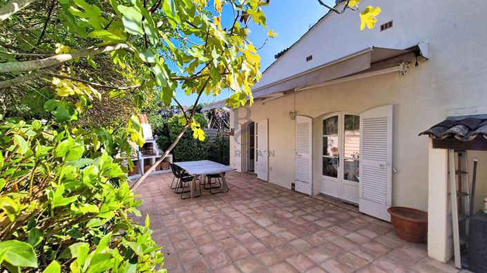 Image No.9-4 Bed House for sale