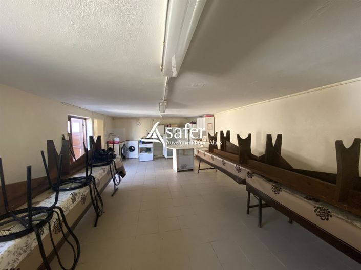 Image No.13-6 Bed House for sale