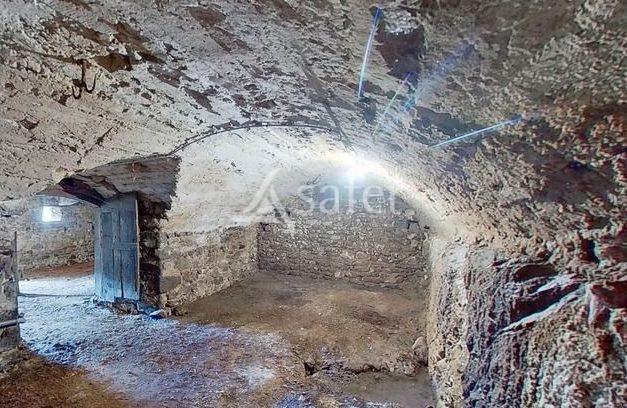 Image No.12-1 Bed House for sale