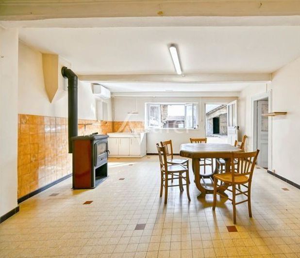 Image No.8-1 Bed House for sale