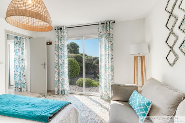 Image No.17-4 Bed House for sale