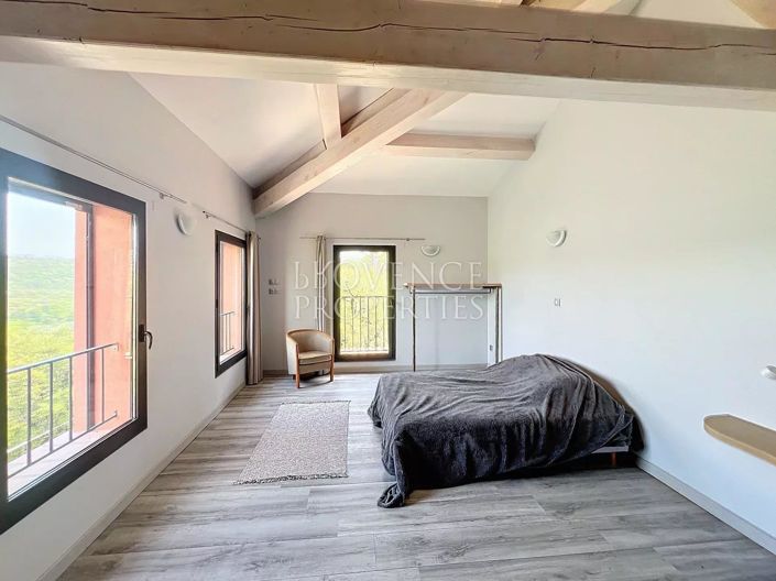 Image No.11-12 Bed House for sale