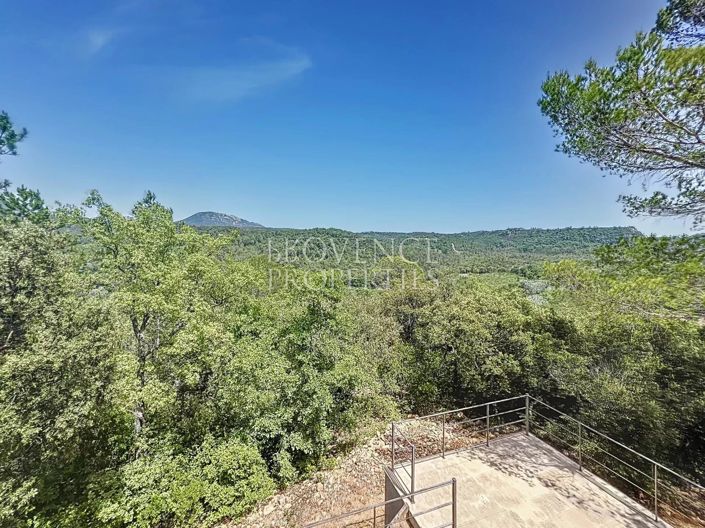 Image No.5-12 Bed House for sale