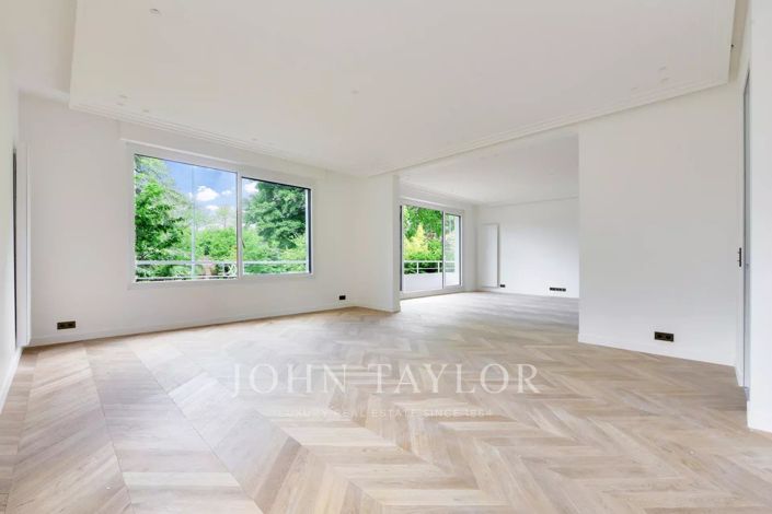 Image No.4-4 Bed Apartment for sale