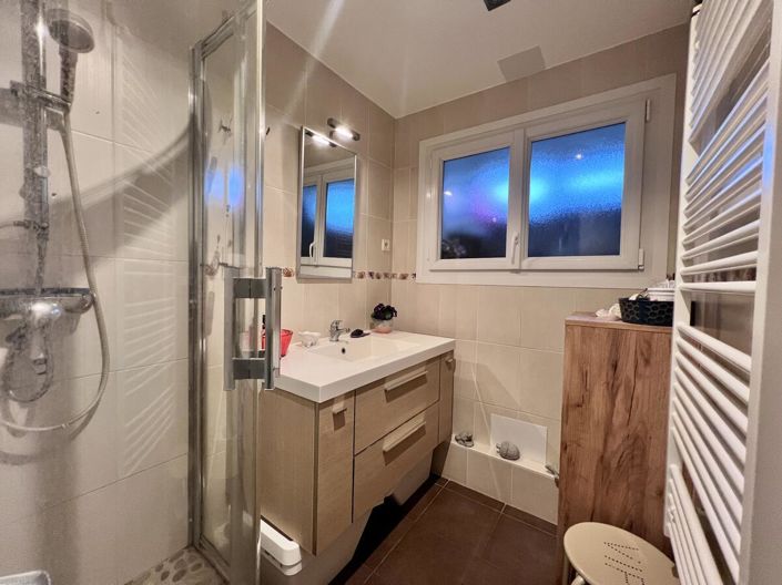 Image No.5-3 Bed Apartment for sale