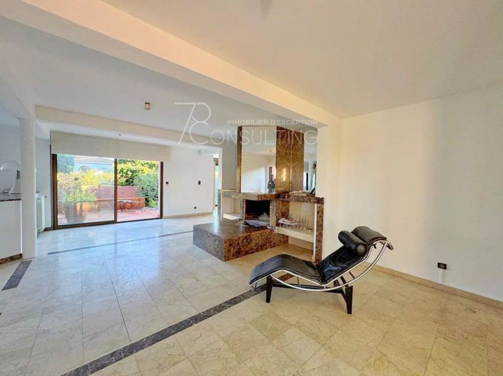 Image No.7-House for sale