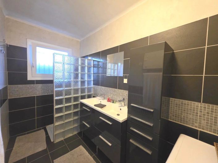 Image No.20-House for sale