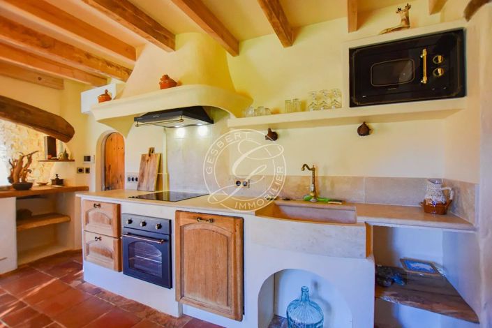 Image No.15-3 Bed House for sale