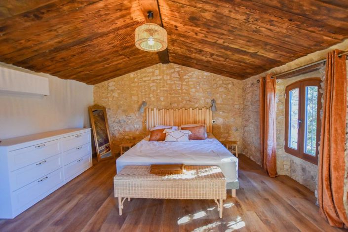 Image No.21-3 Bed House for sale