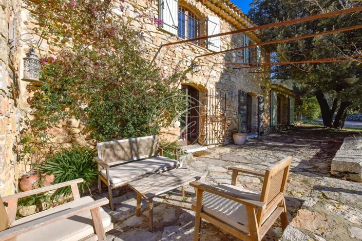 Image No.3-3 Bed House for sale