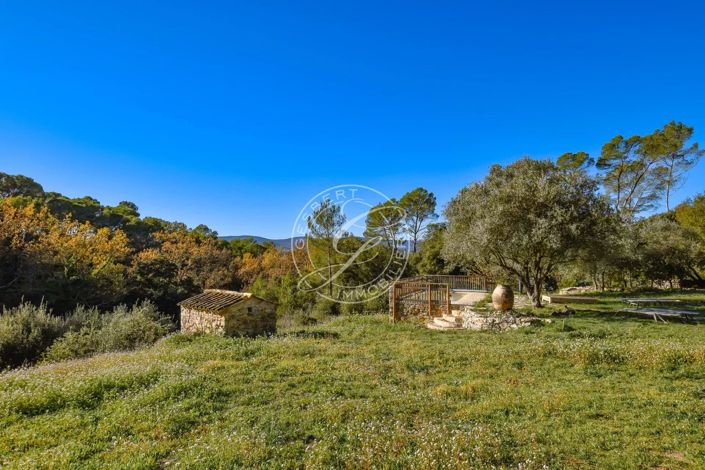 Image No.30-3 Bed House for sale