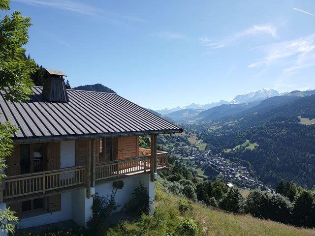 Image No.26-6 Bed House for sale