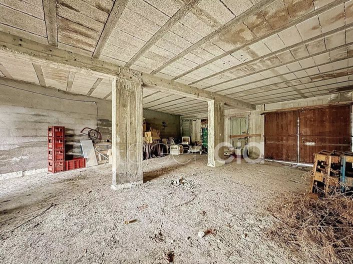 Image No.11-6 Bed House for sale