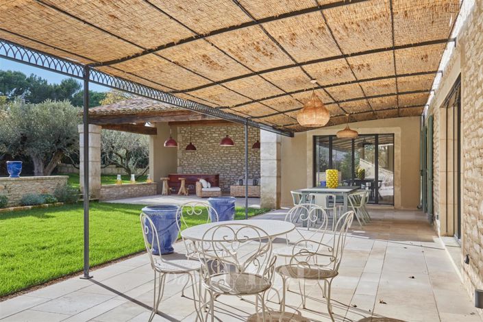 Image No.7-6 Bed House for sale