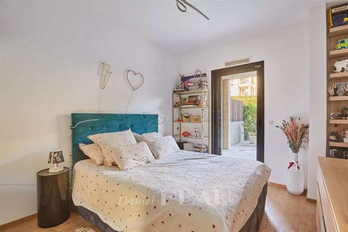 Image No.9-2 Bed Apartment for sale