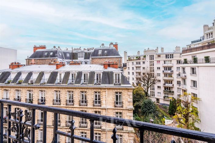 Image No.13-3 Bed Apartment for sale