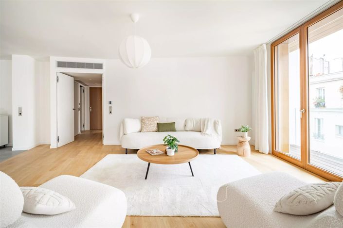 Image No.12-3 Bed Apartment for sale