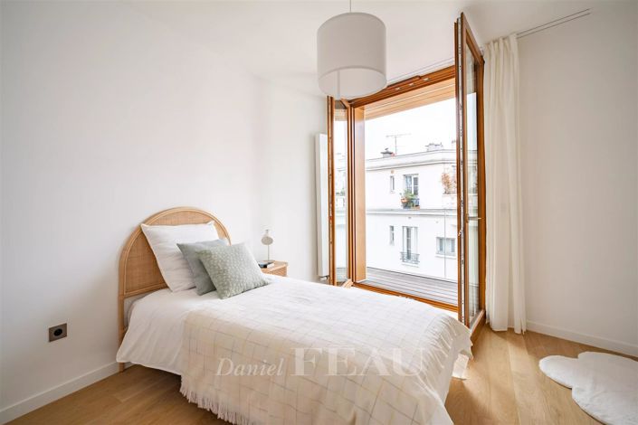 Image No.14-3 Bed Apartment for sale