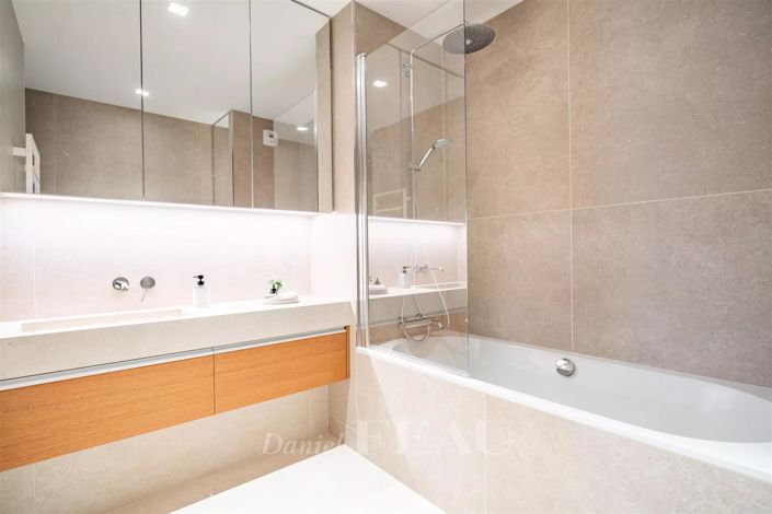 Image No.21-3 Bed Apartment for sale