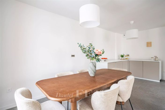 Image No.6-3 Bed Apartment for sale