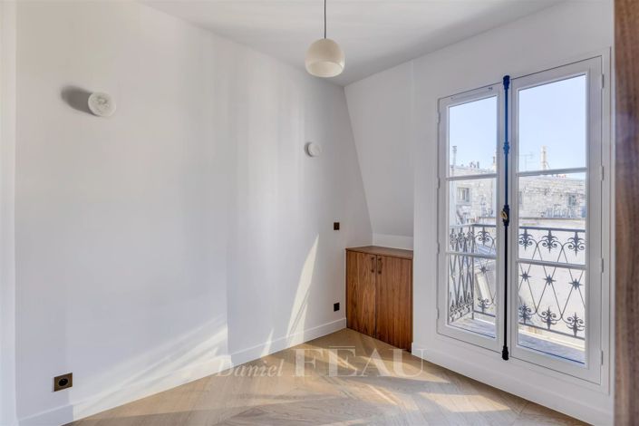 Image No.30-5 Bed Apartment for sale